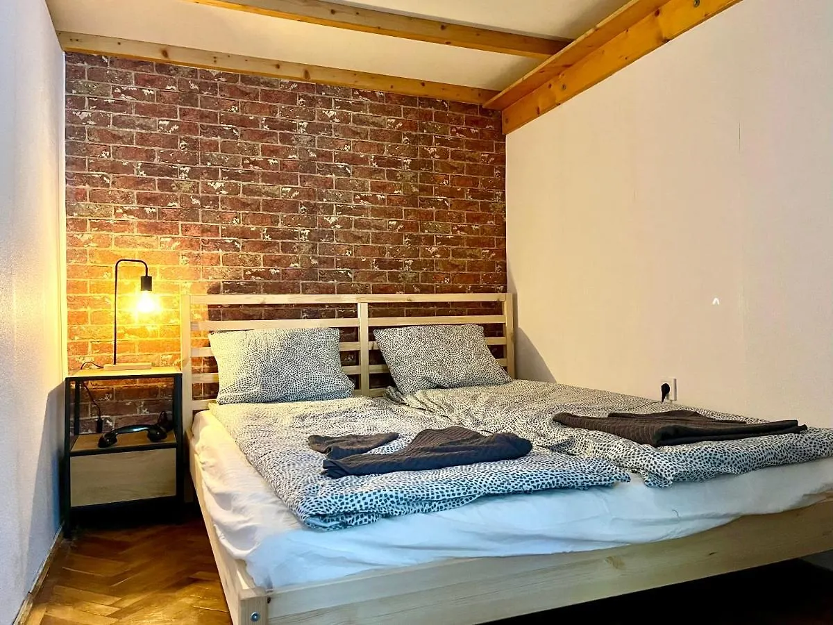Apartment With Free Parking Будапешт