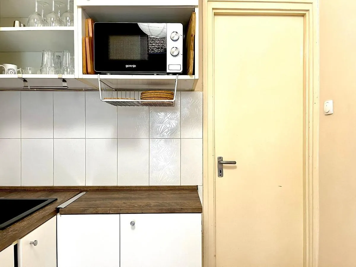 Apartment With Free Parking Будапешт
