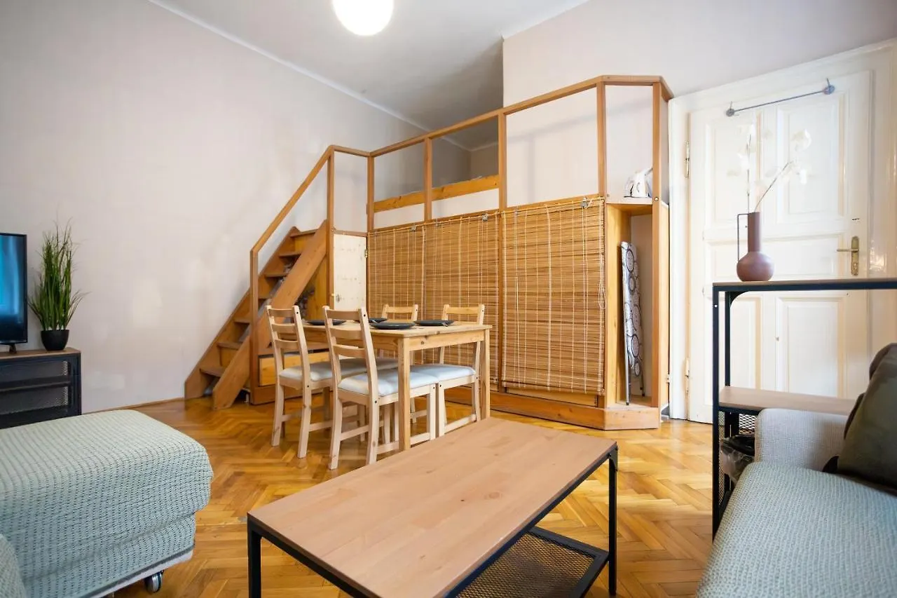 Apartment With Free Parking Budapest 0*,  Hungary